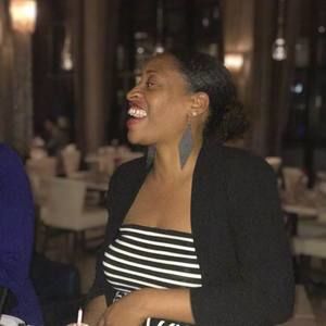 Meet your Posher, Queen